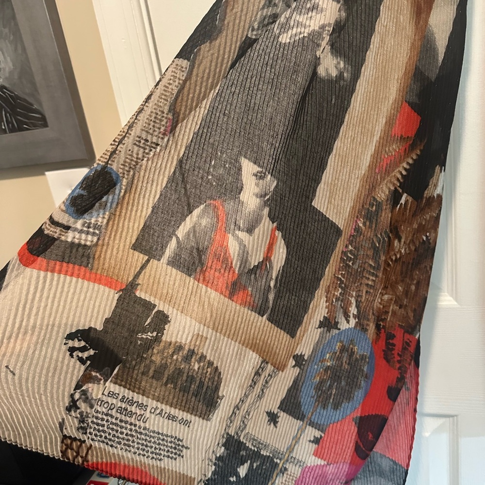 Funky Abstract Multicolor Lightweight Ribbed Desi… - image 2